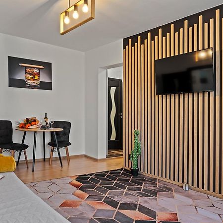 Apartament De Lux Drumul Taberei Bucarest Exterior foto