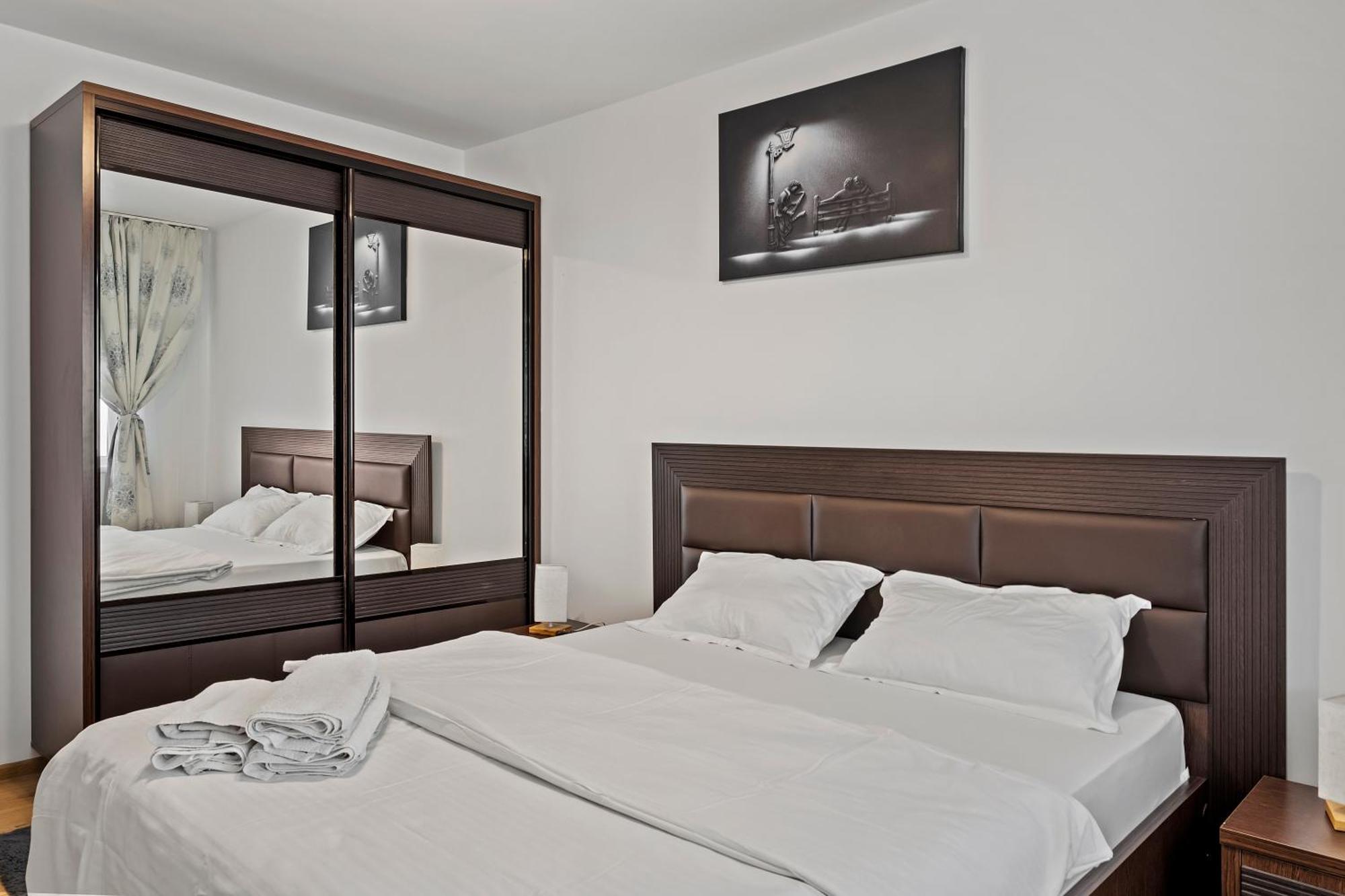 Apartament De Lux Drumul Taberei Bucarest Exterior foto