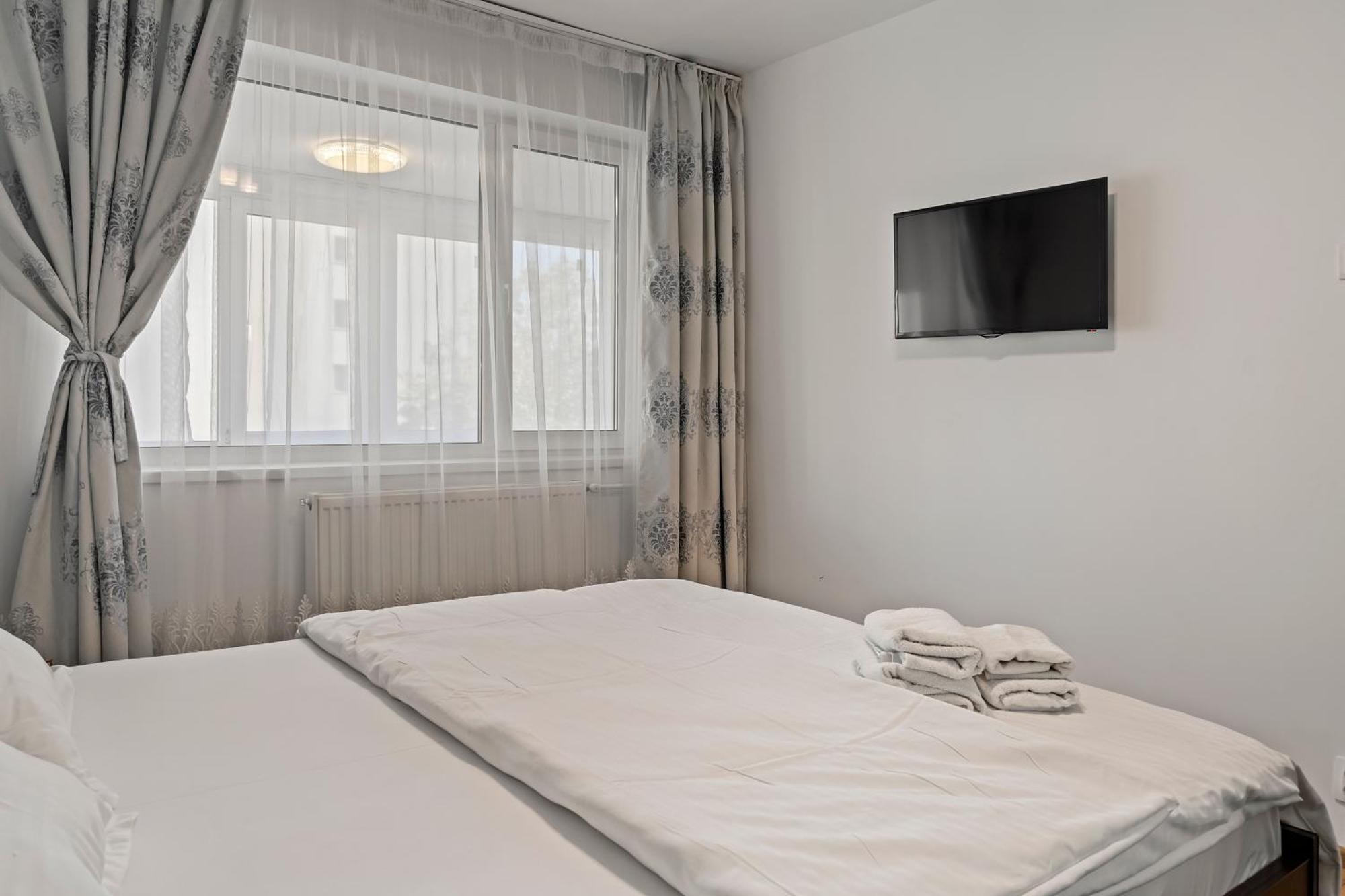 Apartament De Lux Drumul Taberei Bucarest Exterior foto